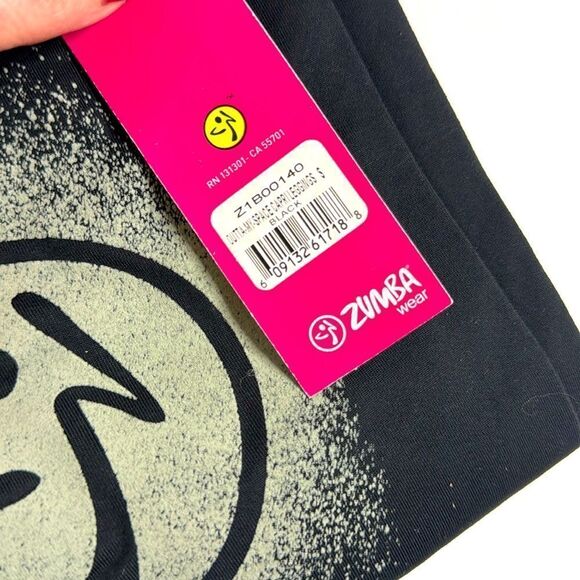 Zumba NWT! Outta My Space Capri Leggings Black High-Performance Activewear - Picture 7 of 7
